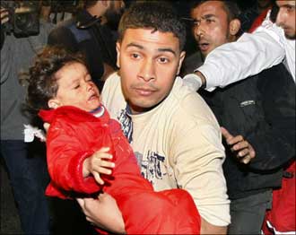 اصابة 5 فلسطينيين على ايدي قوات الاحتلال  