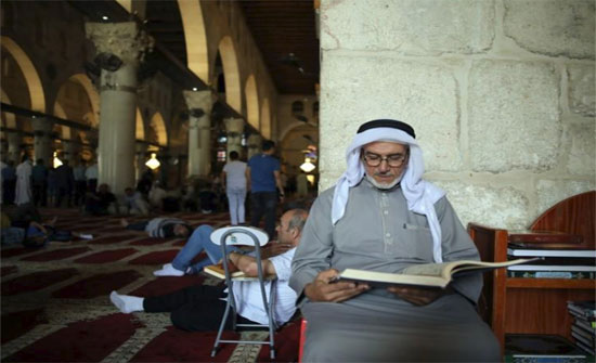 دائرة أوقاف القدس تحذر إسرائيل من أي قرار يمس بإسلامية المسجد الأقصى