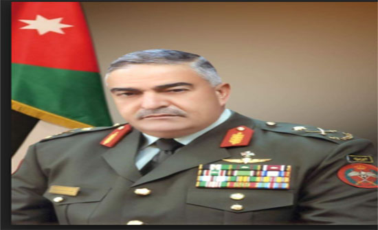 فريحات يفتتح عدداً من المشاريع في القوة البحرية والزوارق الملكية