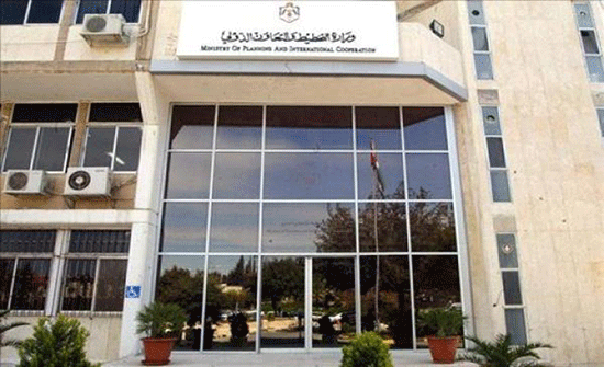 الفاخوري يفتتح وحدة الحكومة الشفافة في وزارة التخطيط والتعاون الدولي الفاخوري يفتتح وحدة الحكومة الشفافة في وزارة التخطيط والتعاون الدولي