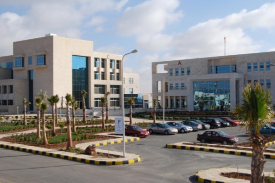 تأخير الدوام في جامعة الشرق الأوسط