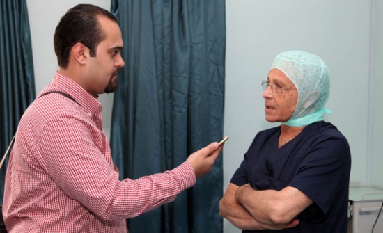 جراح إيطالي يبعث الأمل بقلوب 6 أطفال من عمان (التفاصيل)