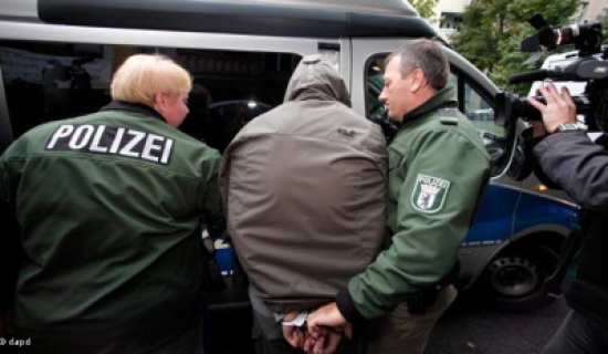 ألمانيا: اعتقال سوري يشتبه بتخطيطه لاعتداء