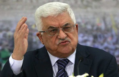 عباس يدعو للإسراع في إنجاز مشروع إعداد دستور فلسطيني