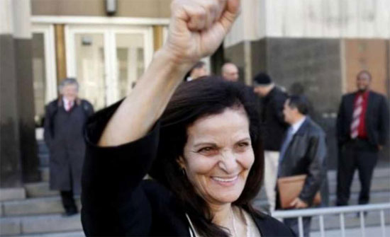 رسمية عودة بعد إبعادها من أمريكا للأردن تقول إنها "غاضبة" رسمية عودة بعد إبعادها من أمريكا للأردن تقول إنها "غاضبة"