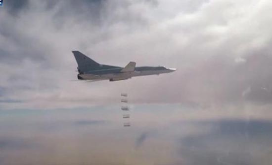 قاذفات روسية بعيدة المدى تقصف داعش في سوريا