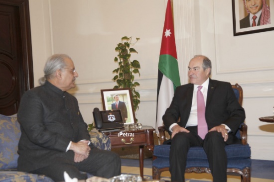 الملقي : القضية الفلسطينية تحتل سلم الاولويات في سياسة الاردن