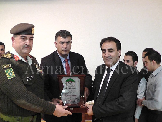 بالصور والفيديو : احتفال بعيد ميلاد الملك في منتدى جبل العتمات بجرش بالصور والفيديو : احتفال بعيد ميلاد الملك في منتدى جبل العتمات بجرش