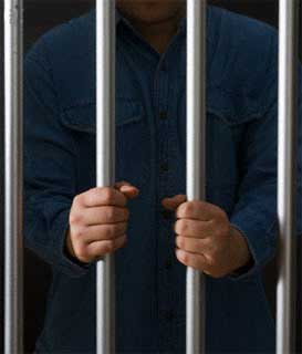 مقدسي كفيف يدخل عامه الـ25 في سجون الاحتلال 