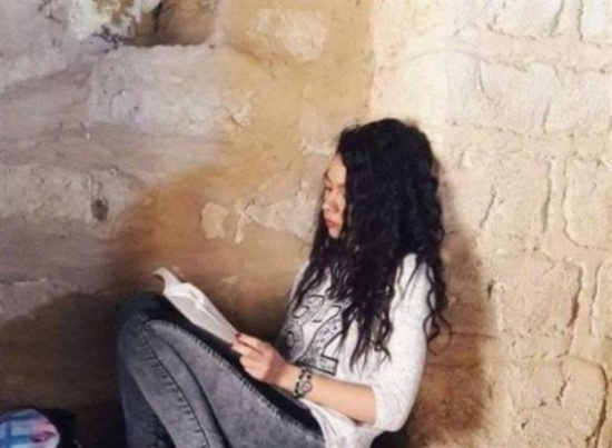 حقيقة انتحار فتاة أردنية بعد ضرب شقيقها لها ... صورة