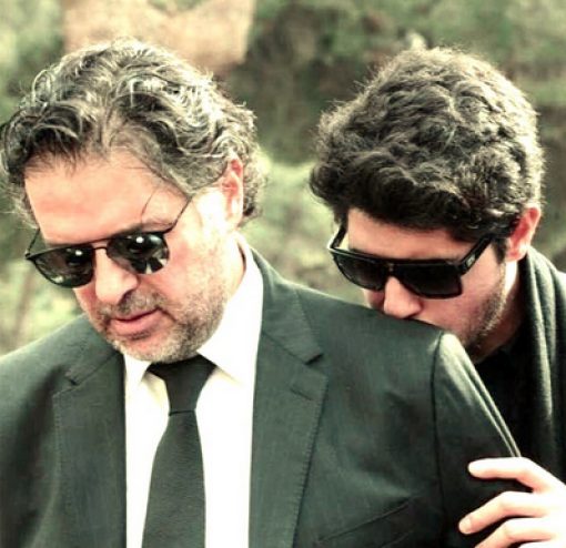 صورة| راغب علامة ولقطة موجعة له بعد وفاة والدته