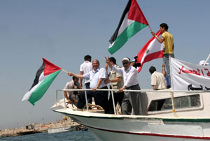 اللجنة الشعبية لمواجهة الحصار تنظم مسيرة بحرية لدعم سفينتي "مريم" و"ناجي العلي"