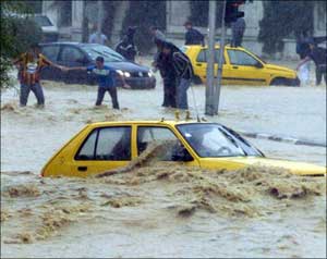 175 قتيلا جراء أخطر فيضانات تشهدها الصين منذ 50 عاما 