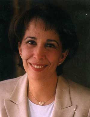 الأميرة بسمة  ترعى حفل تخريج الفوج 13 من طلبة «جامعة الزرقاء»