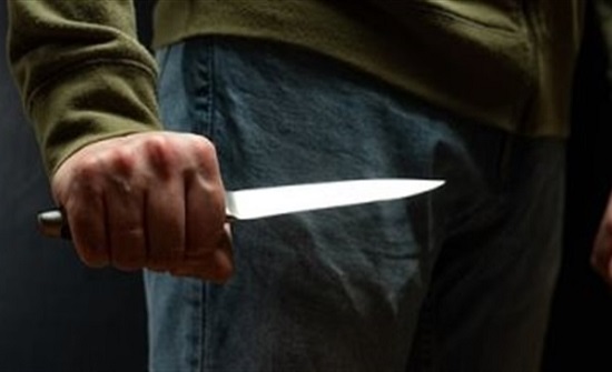 رجل يذبح زوجته بعد 27 عام زواج ثم يذهب لتناول الإفطار في مصر رجل يذبح زوجته بعد 27 عام زواج ثم يذهب لتناول الإفطار في مصر