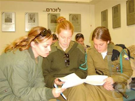 "كوماندوس الانترنت"- وحدة جديدة في الجيش الاسرائيلي