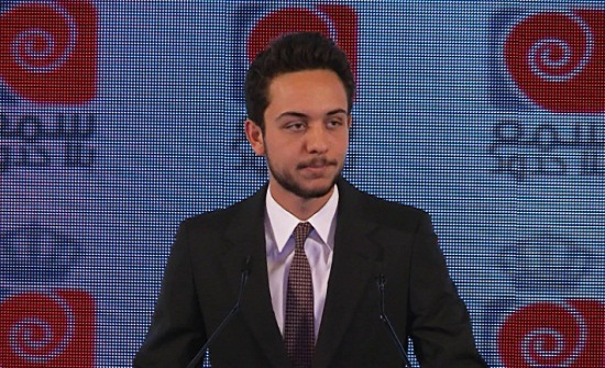 ولي العهد يطلع على المراحل النهائية لمشروع إطلاق أول قمر صناعي أردني مصغر ولي العهد يطلع على المراحل النهائية لمشروع إطلاق أول قمر صناعي أردني مصغر
