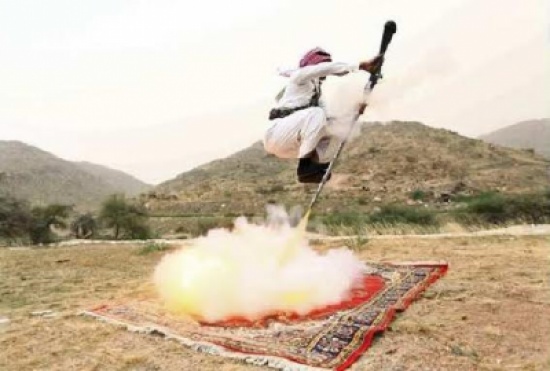 CNN: صورة السعودي مطلق النار أثناء الرقص ضمن أبرز لقطات 2015 CNN: صورة السعودي مطلق النار أثناء الرقص ضمن أبرز لقطات 2015