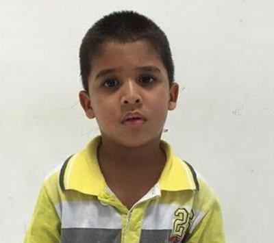 العثور على طفل أردني تائه في الإمارات واعادته لعائلته العثور على طفل أردني تائه في الإمارات واعادته لعائلته