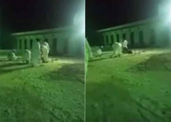 كأنها قنبلة.. شاهد لحظة انفجار ذبيحة في وجه الشباب!