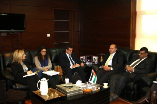 خبير انجليزي في" الشرق الأوسط "لتطوير ضمان الجودة