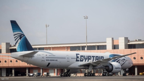 إصابات أثناء إخلاء طائرة مصرية بعد بلاغ كاذب إصابات أثناء إخلاء طائرة مصرية بعد بلاغ كاذب