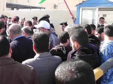 معتقلو حراك إربد يعلنون إضرابهم عن الطعام