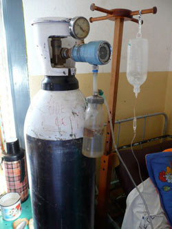 الاحتلال الاسرائيلي يحتجز مولدات اكسجين خاصة بوزارة الصحة الفلسطينية