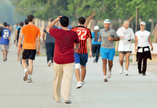 طريقتك في المشي.. جرس إنذار!