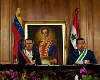 شافيز: إسرائيل دولة إبادة جماعية    