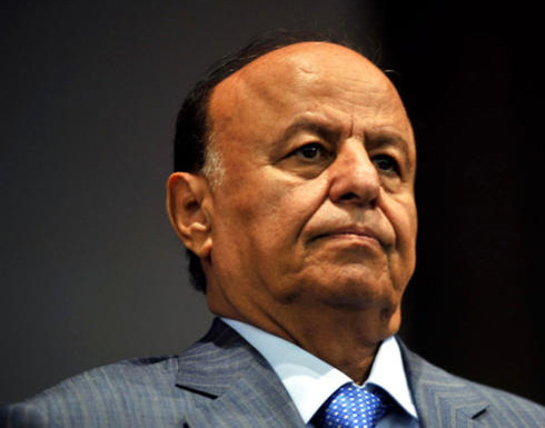 هادي يصل عدن .. والحوثيون ينهبون منزله في صنعاء هادي يصل عدن .. والحوثيون ينهبون منزله في صنعاء
