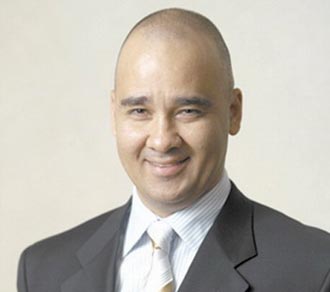 جمعة يزور جامعتي فيلادلفيا والعلوم التطبيقية ضمن مبادرات التعليم العالي 