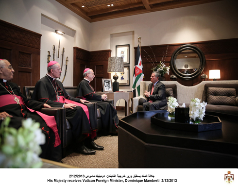 الملك يستقبل وزير خارجية الفاتيكان