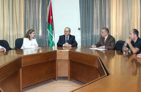 وزير التربية يؤكد ضرورة وجود مرجع يضم التاريخ الوطني الأردني ويعرض خطة الوزارة