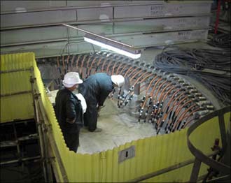 أوباما يوقع قانونا لمعاقبة إيران  