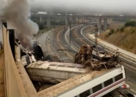 حادث قطار في إسبانيا