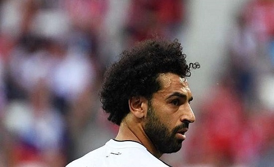 بالصورة : صلاح يعلق على صورته بلباس البحر في المالديف