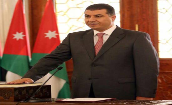الحنيفات يؤكد سعي وزارة الزراعة الى مكننة العمل الزراعي الحنيفات يؤكد سعي وزارة الزراعة الى مكننة العمل الزراعي