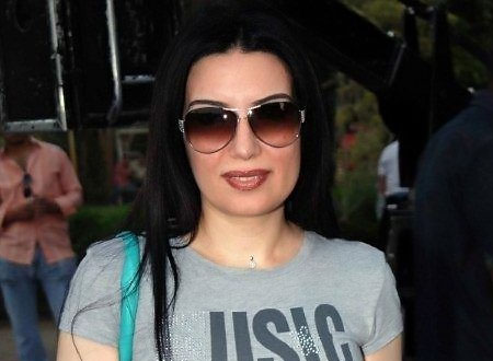 عبير صبري تسافر إلى ألمانيا مع وائل الإبراشي