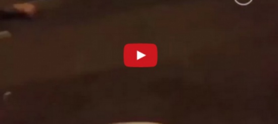 بالفيديو: سيارة مسرعة تقذف مراهقة أسترالية في الهواء كالدمية