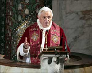 الفاتيكان يشدد إجراءاته ضد الاعتداءات  