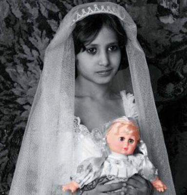 ندوة في الكورة عن مخاطر الزواج المبكر