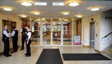 استئجار مستشفى في لندن لتصوير فيلم إباحي 