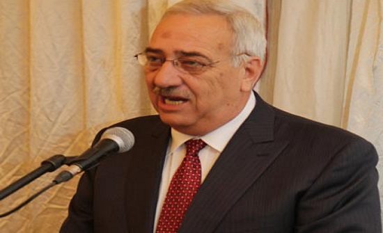 ناصر الدين يدعو الأغلبية الصامتة إلى التعبير عن طموحاتها ناصر الدين يدعو الأغلبية الصامتة إلى التعبير عن طموحاتها