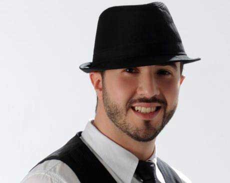 محمود شكري يكمل علاجه في الخارج