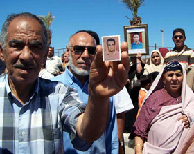 ليبيا تبلغ فلسطينيين بوفاة أبنائهم 