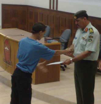 تخريج المشاركين بمعسكر جائزة الحسن للشباب