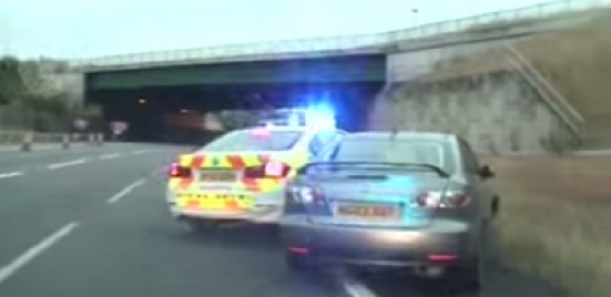 أغرب طريقة للتخلص من المخدرات أثناء مطاردة الشرطة