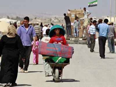 "كير" الاردن تطلق تقريرها السنوي حول اوضاع اللاجئين السوريين في الاردن "كير" الاردن تطلق تقريرها السنوي حول اوضاع اللاجئين السوريين في الاردن