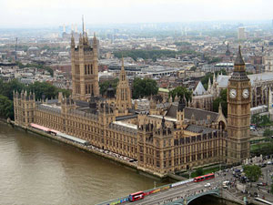 وزيران بريطانيان ينامان في البرلمان بسبب الفقر !
